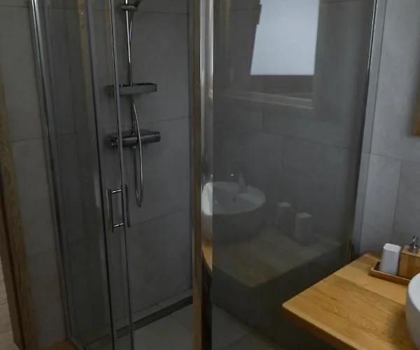 アパート Olip ブレッド