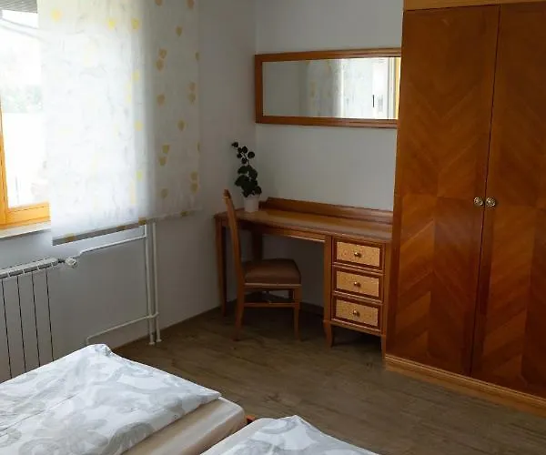 アパート Olip ブレッド